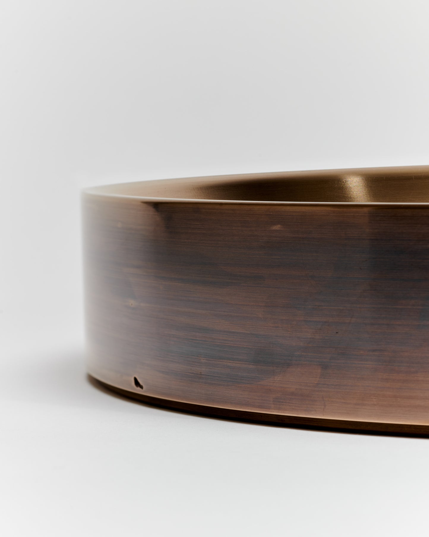 01 Bronze Basin