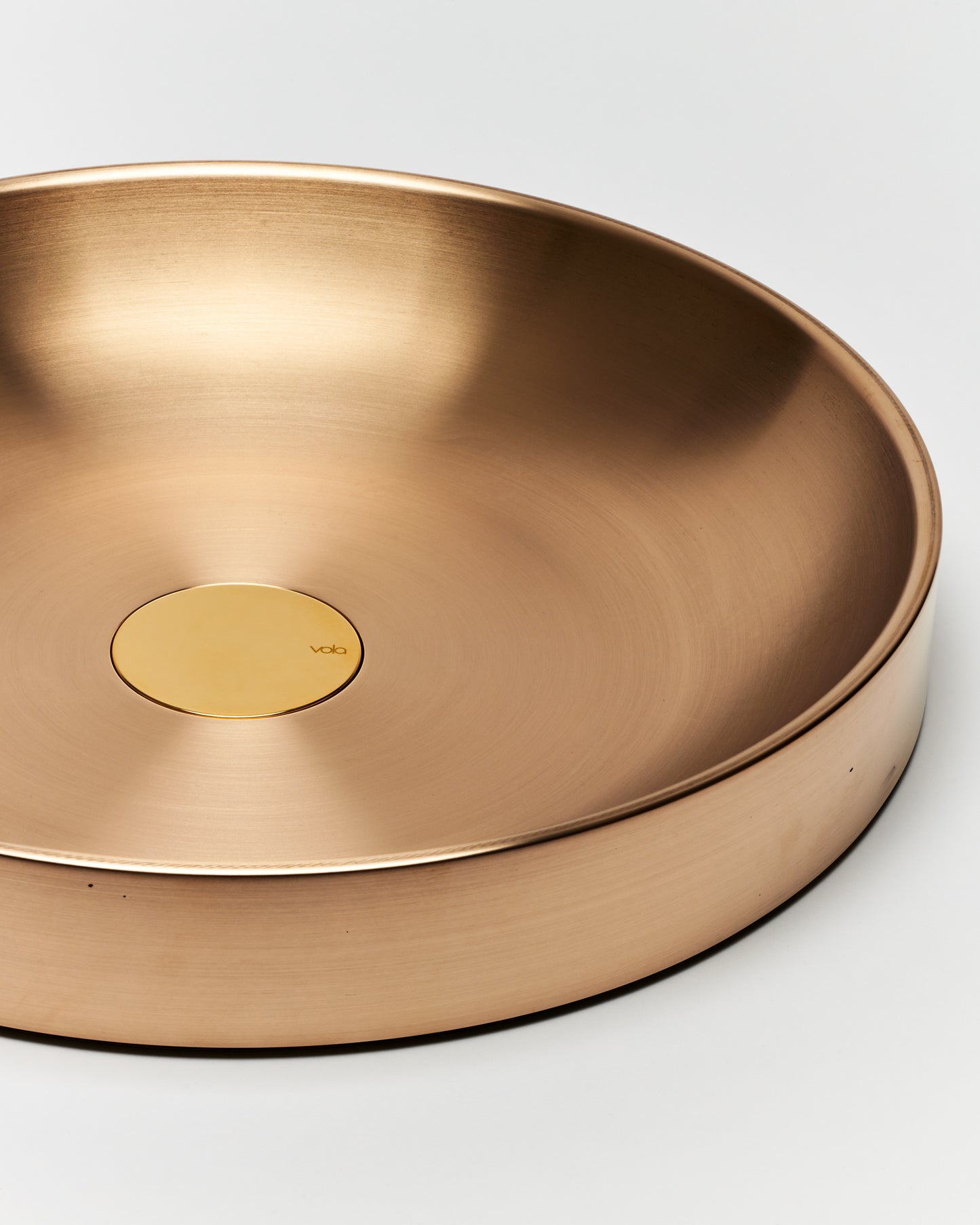01 Bronze Basin