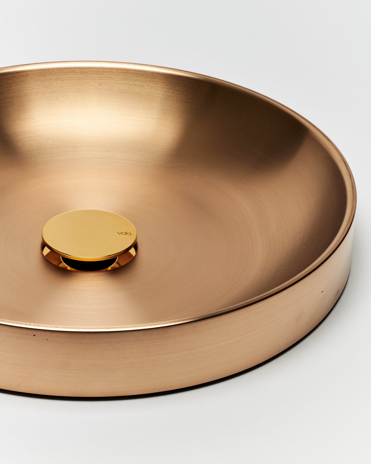 01 Bronze Basin